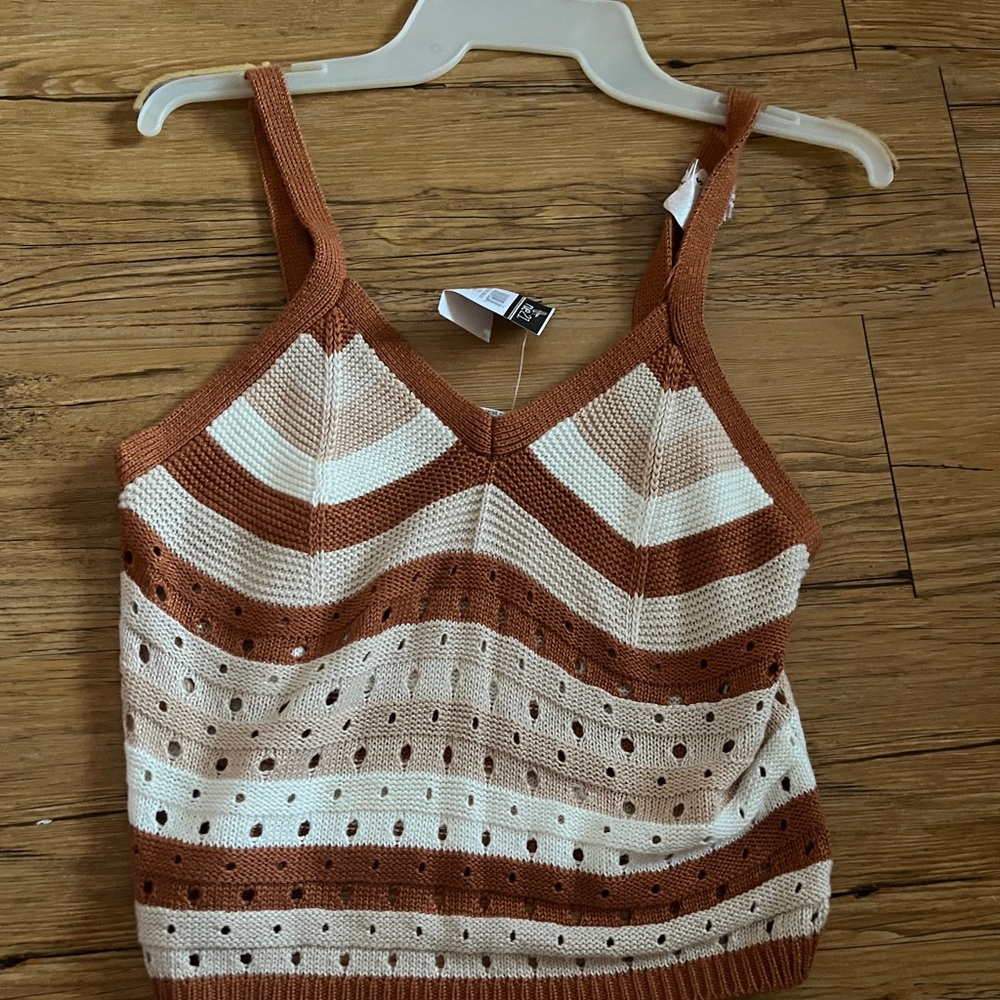 Rue21 White and Brown Ribbed Crop Tank Top